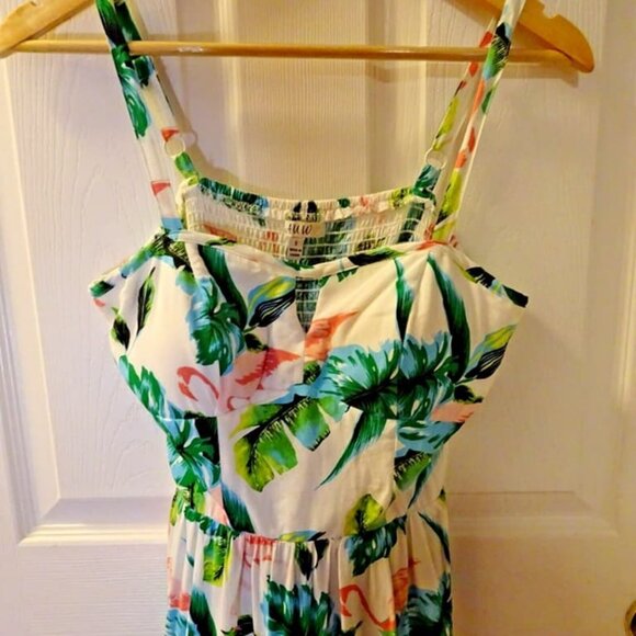 Small Rayon Polyester White - Picture 7 of 14